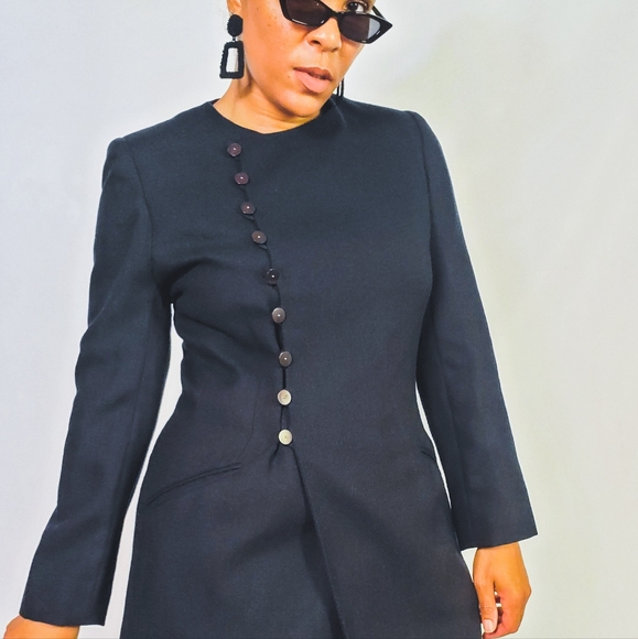 Skirt Suit - Picture 4 of 11